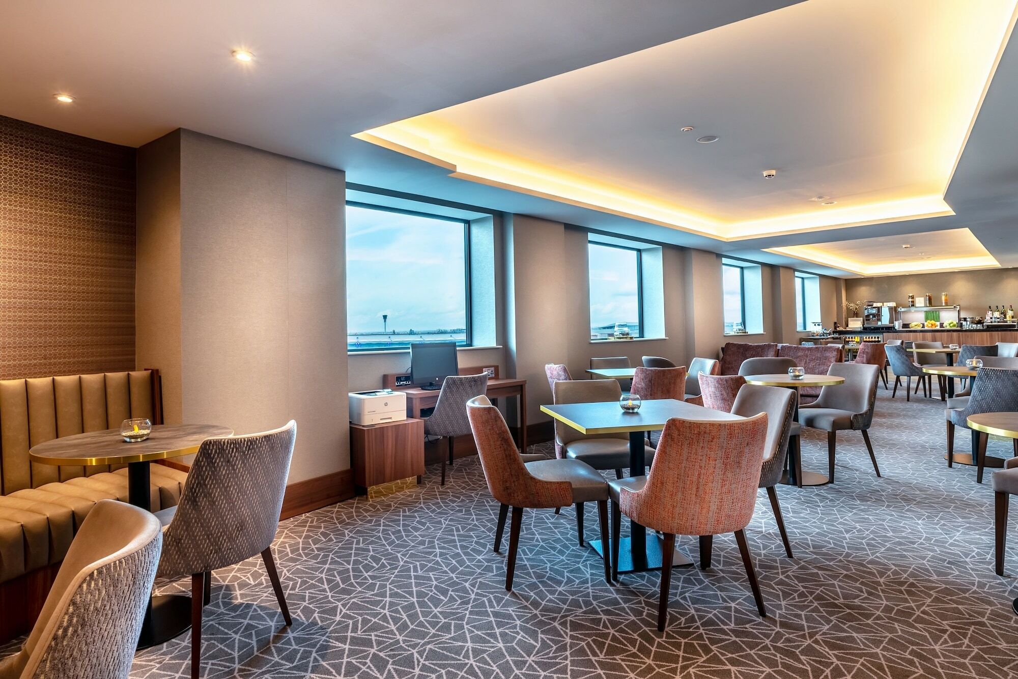 Crowne Plaza London Heathrow T4 By Ihg Hotel Hillingdon Eksteriør billede